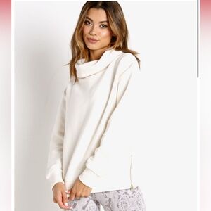 Varley Simon Side-Zip Ribbed Cowl Neck Sweater Pullover in Ivory White Small